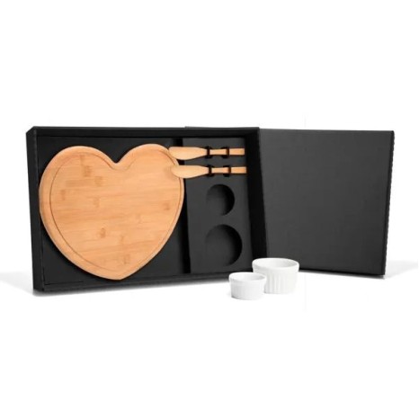 Kit para Petisco com Tábua em Formato Coração 5 Pçs Personalizado